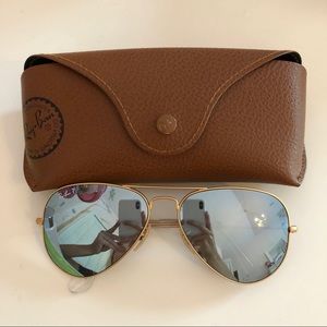Polarized Ray-Ban Aviator Silver Flash Sunglasses
